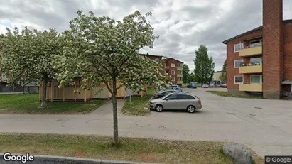Lägenheter att hyra i Hallstahammar - Bild från Google Street View Lägenheter att hyra i Hallstahammar - Bild från Google Street View