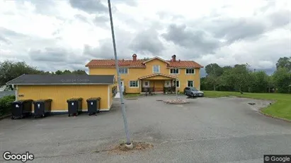 Lägenheter att hyra i Svenljunga - Bild från Google Street View Lägenheter att hyra i Svenljunga - Bild från Google Street View