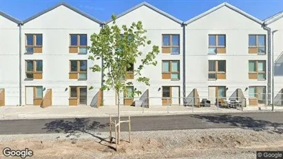 Lägenheter att hyra i Huddinge - Bild från Google Street View