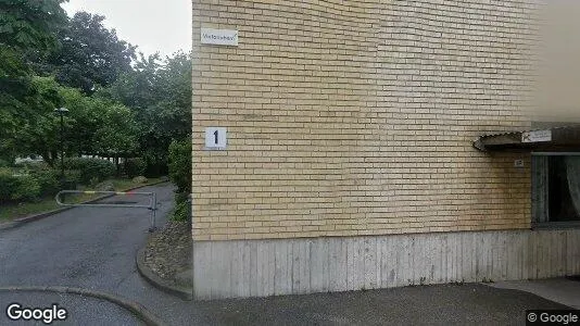 Lägenheter att hyra i Huddinge - Bild från Google Street View