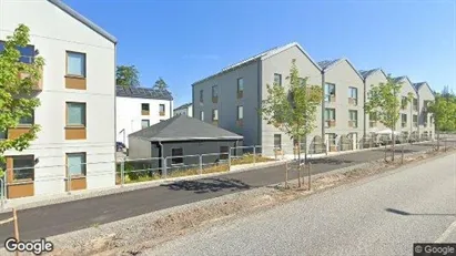 Lägenheter att hyra i Huddinge - Bild från Google Street View