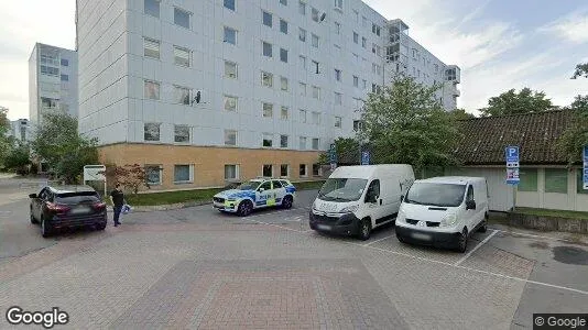 Lägenheter att hyra i Huddinge - Bild från Google Street View
