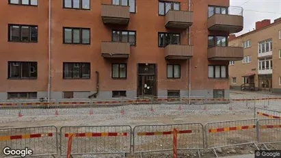 Lägenheter att hyra i Örebro - Bild från Google Street View Lägenheter att hyra i Örebro - Bild från Google Street View
