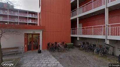 Lägenheter att hyra i Huddinge - Bild från Google Street View