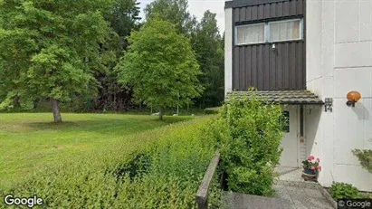 Lägenheter att hyra i Botkyrka - Bild från Google Street View