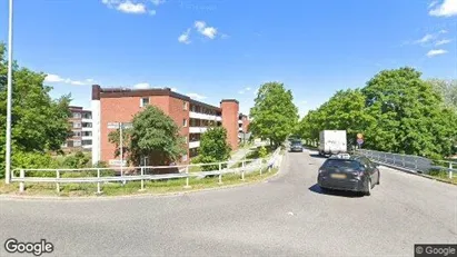 Lägenheter att hyra i Huddinge - Bild från Google Street View