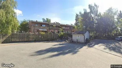 Lägenheter att hyra i Huddinge - Bild från Google Street View