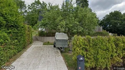 Lägenheter att hyra i Huddinge - Bild från Google Street View
