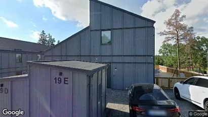 Lägenheter att hyra i Huddinge - Bild från Google Street View