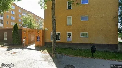 Lägenheter att hyra i Huddinge - Bild från Google Street View