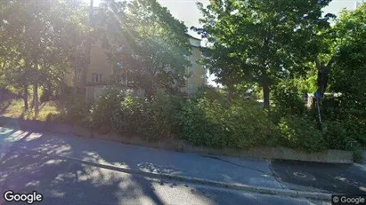 Lägenheter att hyra i Huddinge - Bild från Google Street View