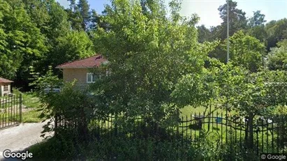 Lägenheter att hyra i Huddinge - Bild från Google Street View
