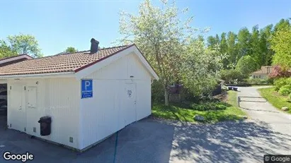 Lägenheter att hyra i Haninge - Bild från Google Street View