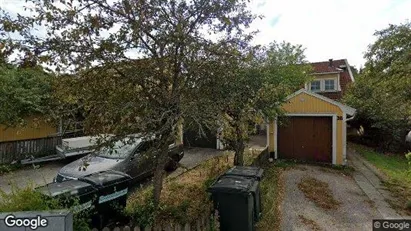 Lägenheter att hyra i Huddinge - Bild från Google Street View