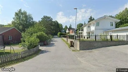 Rum uthyres  i  Botkyrka