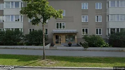 Lägenheter att hyra i Huddinge - Bild från Google Street View