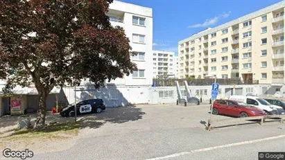 Lägenheter att hyra i Huddinge - Bild från Google Street View