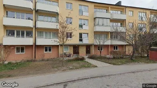 Lägenheter att hyra i Huddinge - Bild från Google Street View