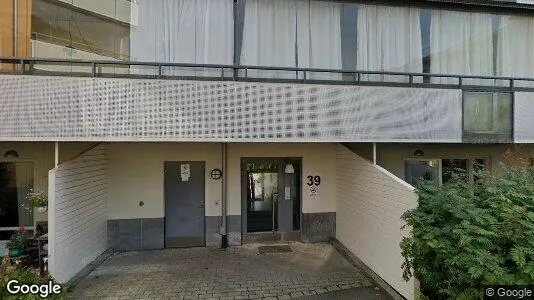Lägenheter att hyra i Huddinge - Bild från Google Street View