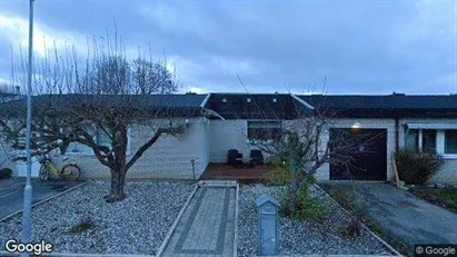 Lägenheter att hyra i Upplands Väsby - Bild från Google Street View