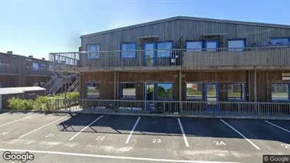 Lägenheter att hyra i Tjörn - Bild från Google Street View Lägenheter att hyra i Tjörn - Bild från Google Street View