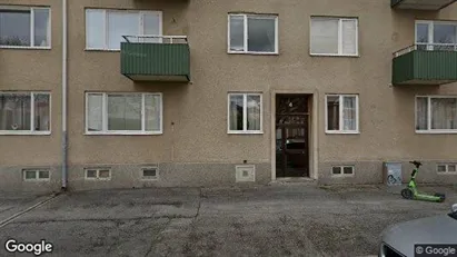 Lägenheter att hyra i Örebro - Bild från Google Street View Lägenheter att hyra i Örebro - Bild från Google Street View