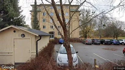 Lägenheter att hyra i Västerås - Bild från Google Street View Lägenheter att hyra i Västerås - Bild från Google Street View
