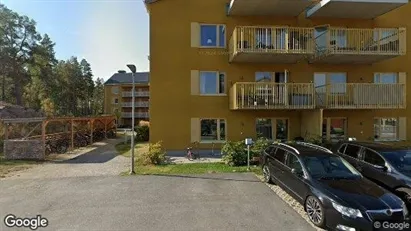 Lägenheter att hyra i Upplands-Bro - Bild från Google Street View Lägenheter att hyra i Upplands-Bro - Bild från Google Street View