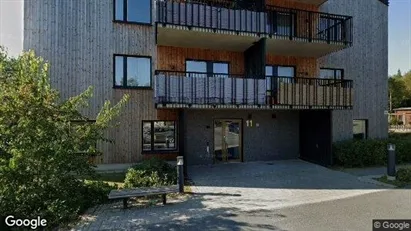 Lägenheter att hyra i Upplands-Bro - Bild från Google Street View Lägenheter att hyra i Upplands-Bro - Bild från Google Street View