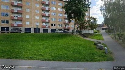 Lägenheter att hyra i Finspång - Bild från Google Street View Lägenheter att hyra i Finspång - Bild från Google Street View
