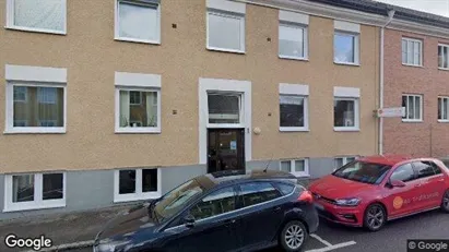 Lägenheter att hyra i Älmhult - Bild från Google Street View Lägenheter att hyra i Älmhult - Bild från Google Street View