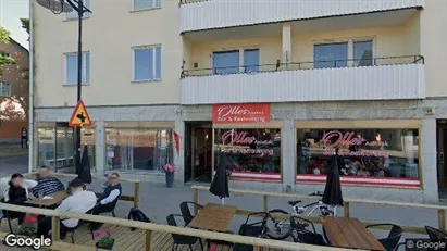 Lägenheter att hyra i Kungsör - Bild från Google Street View Lägenheter att hyra i Kungsör - Bild från Google Street View