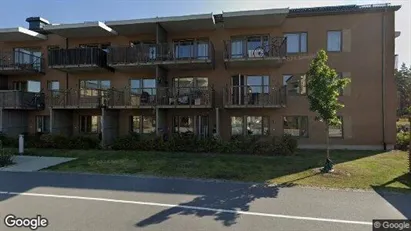 Lägenheter att hyra i Upplands-Bro - Bild från Google Street View Lägenheter att hyra i Upplands-Bro - Bild från Google Street View