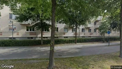 Lägenheter att hyra i Eskilstuna - Bild från Google Street View Lägenheter att hyra i Eskilstuna - Bild från Google Street View