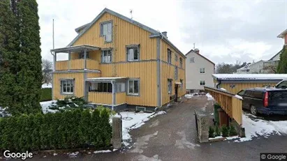 Lägenheter att hyra i Västerås - Bild från Google Street View Lägenheter att hyra i Västerås - Bild från Google Street View
