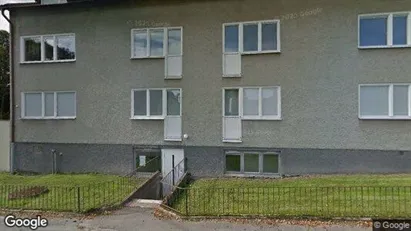 Lägenheter att hyra i Hallsberg - Bild från Google Street View Lägenheter att hyra i Hallsberg - Bild från Google Street View