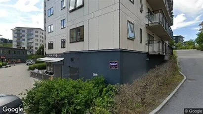 Lägenheter att hyra i Botkyrka - Bild från Google Street View Lägenheter att hyra i Botkyrka - Bild från Google Street View