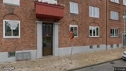 Lägenheter att hyra i Landskrona - Bild från Google Street View Lägenheter att hyra i Landskrona - Bild från Google Street View