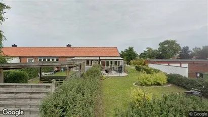 Lägenheter att hyra i Lomma - Bild från Google Street View Lägenheter att hyra i Lomma - Bild från Google Street View