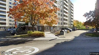 Lägenheter att hyra i Solna - Bild från Google Street View Lägenheter att hyra i Solna - Bild från Google Street View