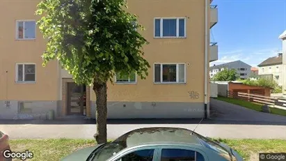 Lägenheter att hyra i Katrineholm - Bild från Google Street View Lägenheter att hyra i Katrineholm - Bild från Google Street View