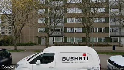 Lägenheter att hyra i Halmstad - Bild från Google Street View Lägenheter att hyra i Halmstad - Bild från Google Street View
