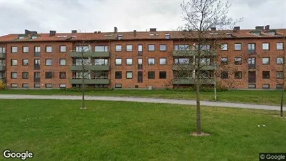 Lägenheter att hyra i Halmstad - Bild från Google Street View Lägenheter att hyra i Halmstad - Bild från Google Street View