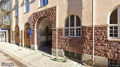 Lägenheter att hyra i Gävle - Bild från Google Street View Lägenheter att hyra i Gävle - Bild från Google Street View