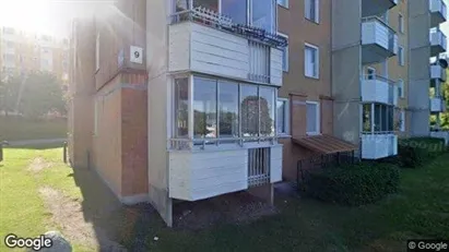 Lägenheter att hyra i Södertälje - Bild från Google Street View Lägenheter att hyra i Södertälje - Bild från Google Street View