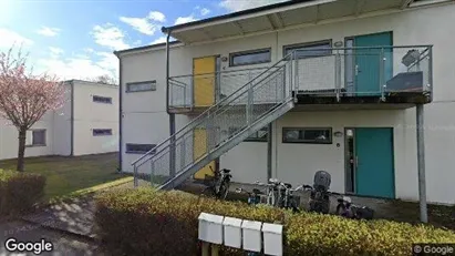 Lägenheter att hyra i Halmstad - Bild från Google Street View Lägenheter att hyra i Halmstad - Bild från Google Street View