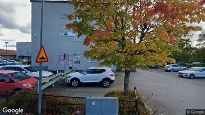 Lägenheter att hyra i Karlskoga - Bild från Google Street View Lägenheter att hyra i Karlskoga - Bild från Google Street View