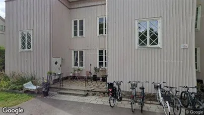 Lägenheter att hyra i Gävle - Bild från Google Street View Lägenheter att hyra i Gävle - Bild från Google Street View