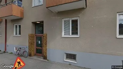 Lägenheter att hyra i Örebro - Bild från Google Street View Lägenheter att hyra i Örebro - Bild från Google Street View