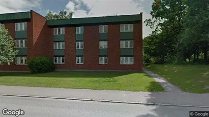 Lägenheter att hyra i Älmhult - Bild från Google Street View Lägenheter att hyra i Älmhult - Bild från Google Street View